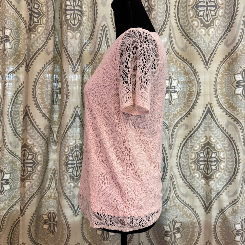 Liz Claiborne Career Petite Pink Floral Lace Lined Short Sleeve Blouse - Size PS - Picture 3 of 6